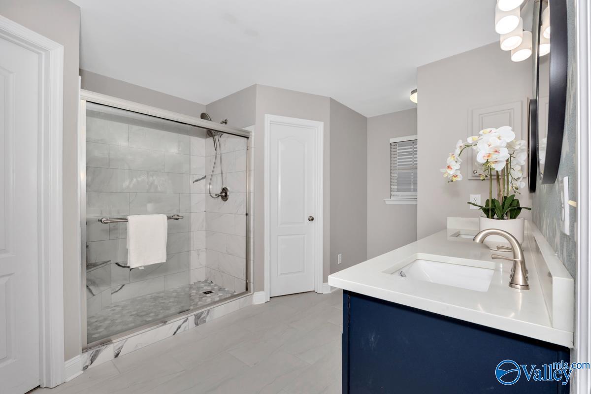 107 Slack Water Court