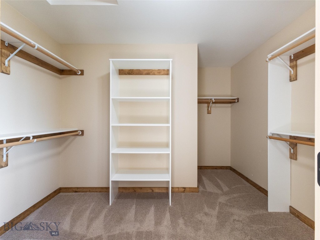 1516 Powers Boulevard