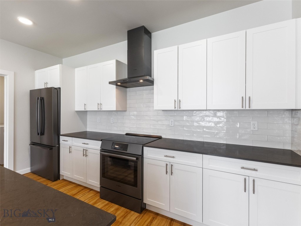 2222A Willow Drive 31