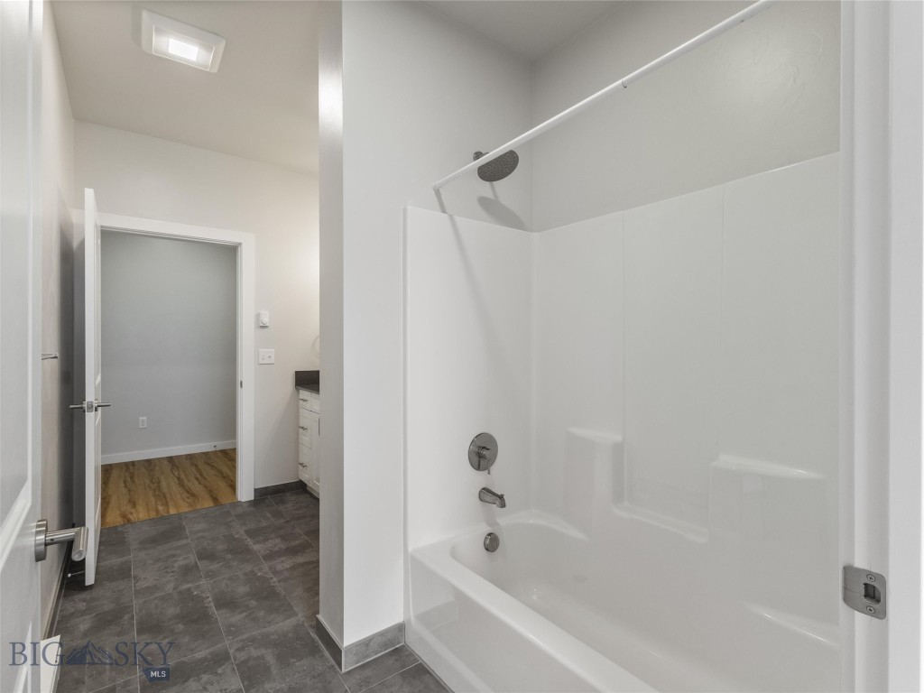 2222A Willow Drive 31