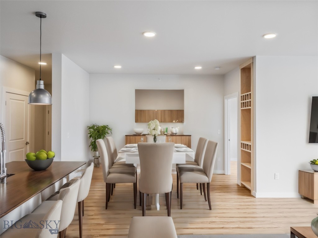 2222A Willow Drive 31