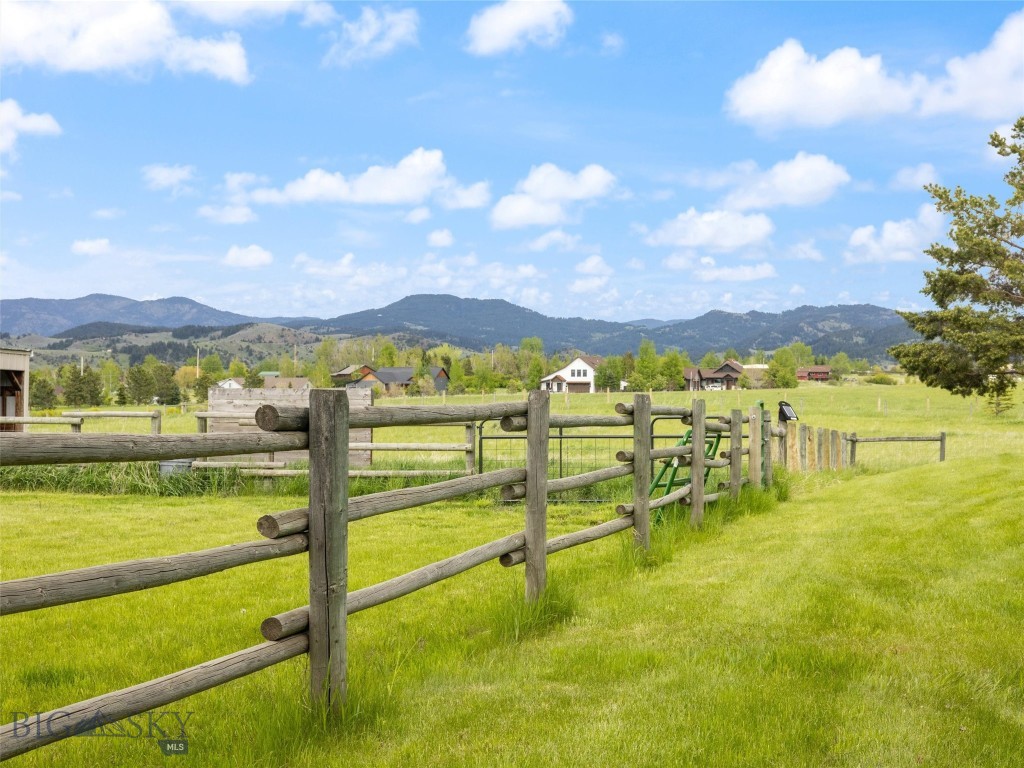 805 Bozeman Trail Road