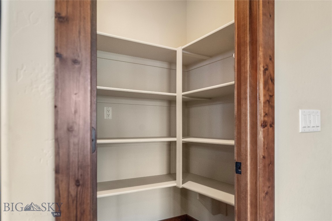 195 King Meadows Ln.