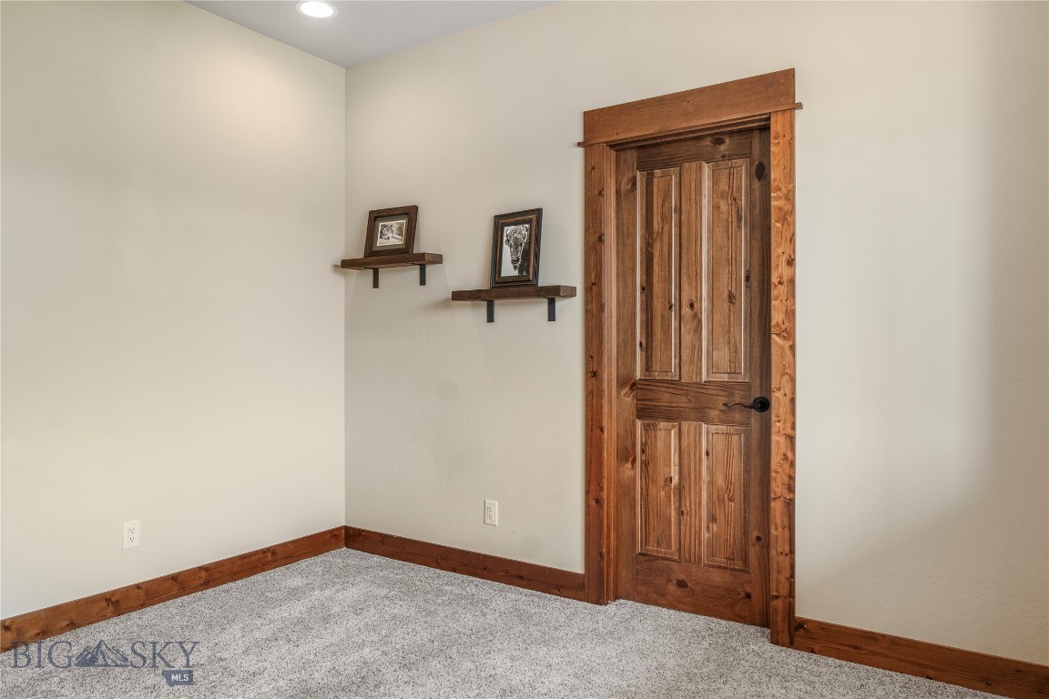 195 King Meadows Ln.