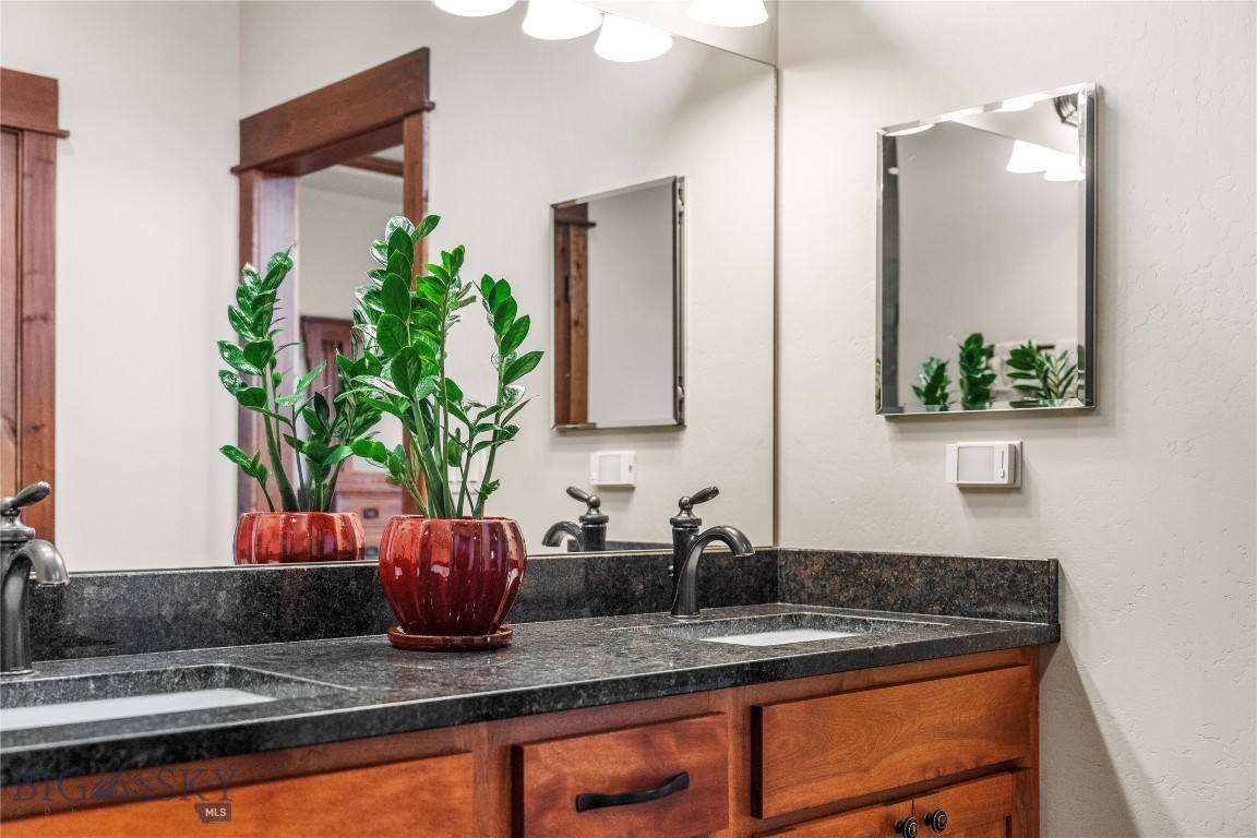 195 King Meadows Ln.