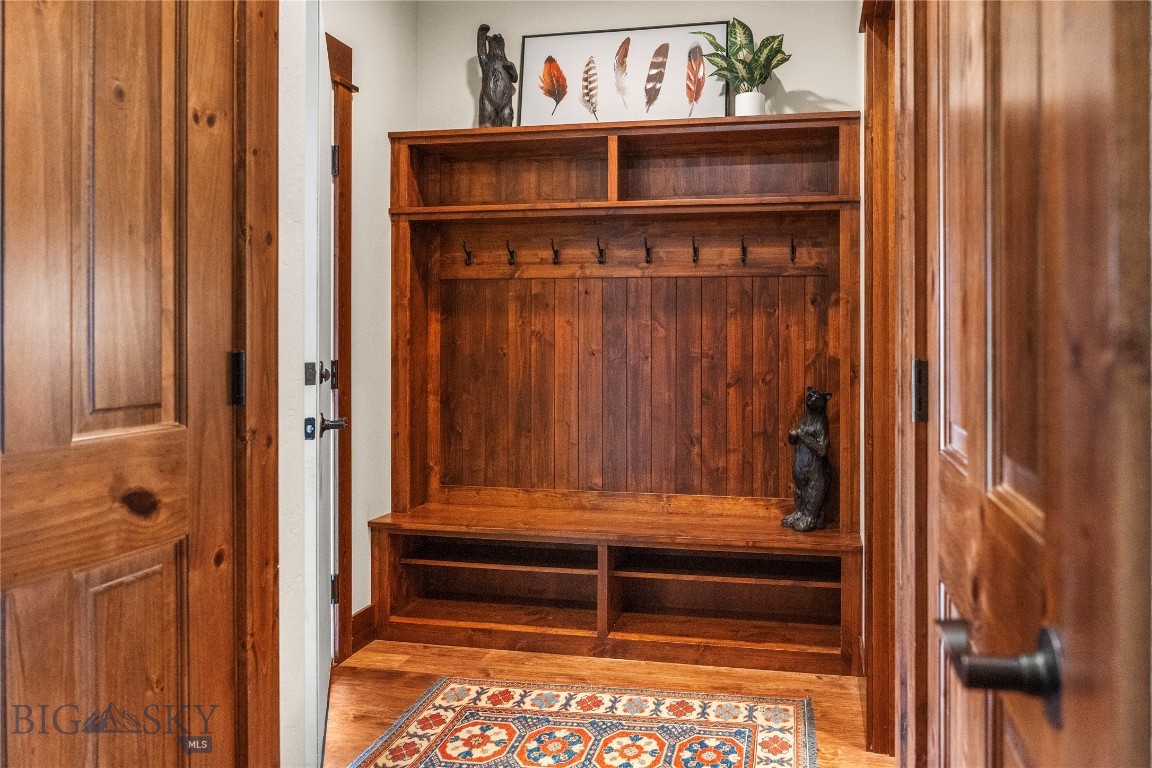 195 King Meadows Ln.