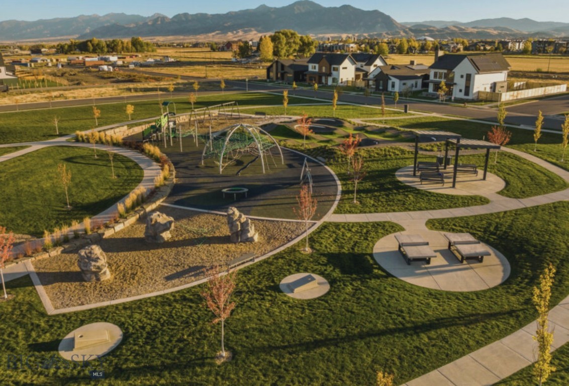 2953-2955 S 27th Avenue