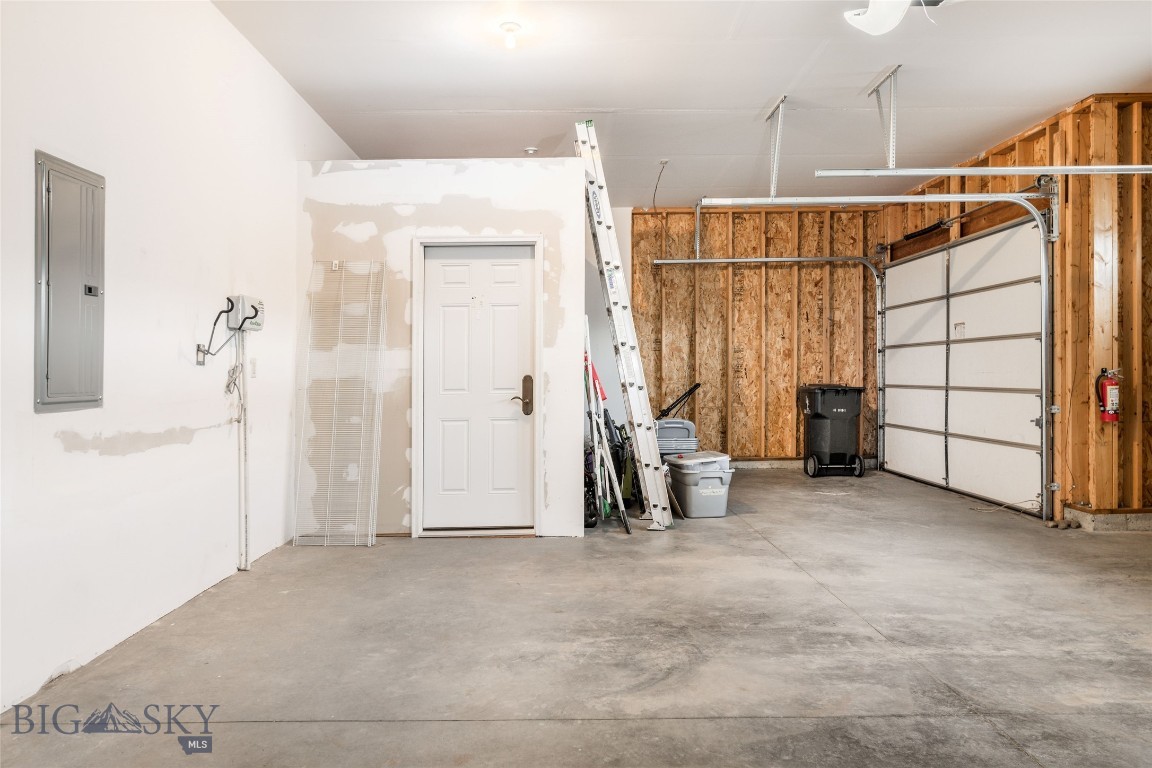 456 Cedar Wood Circle