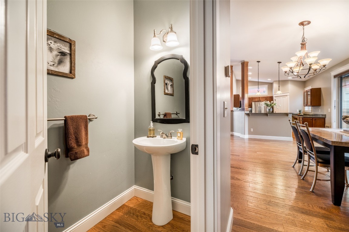 456 Cedar Wood Circle