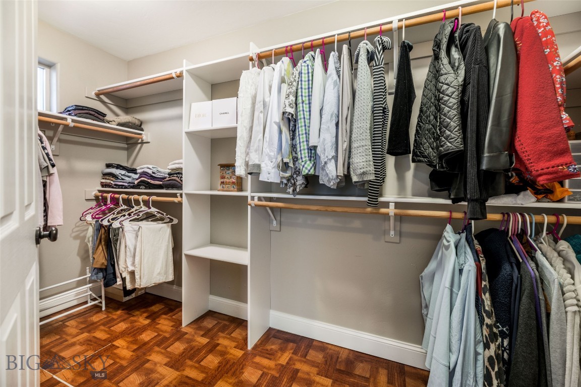 456 Cedar Wood Circle