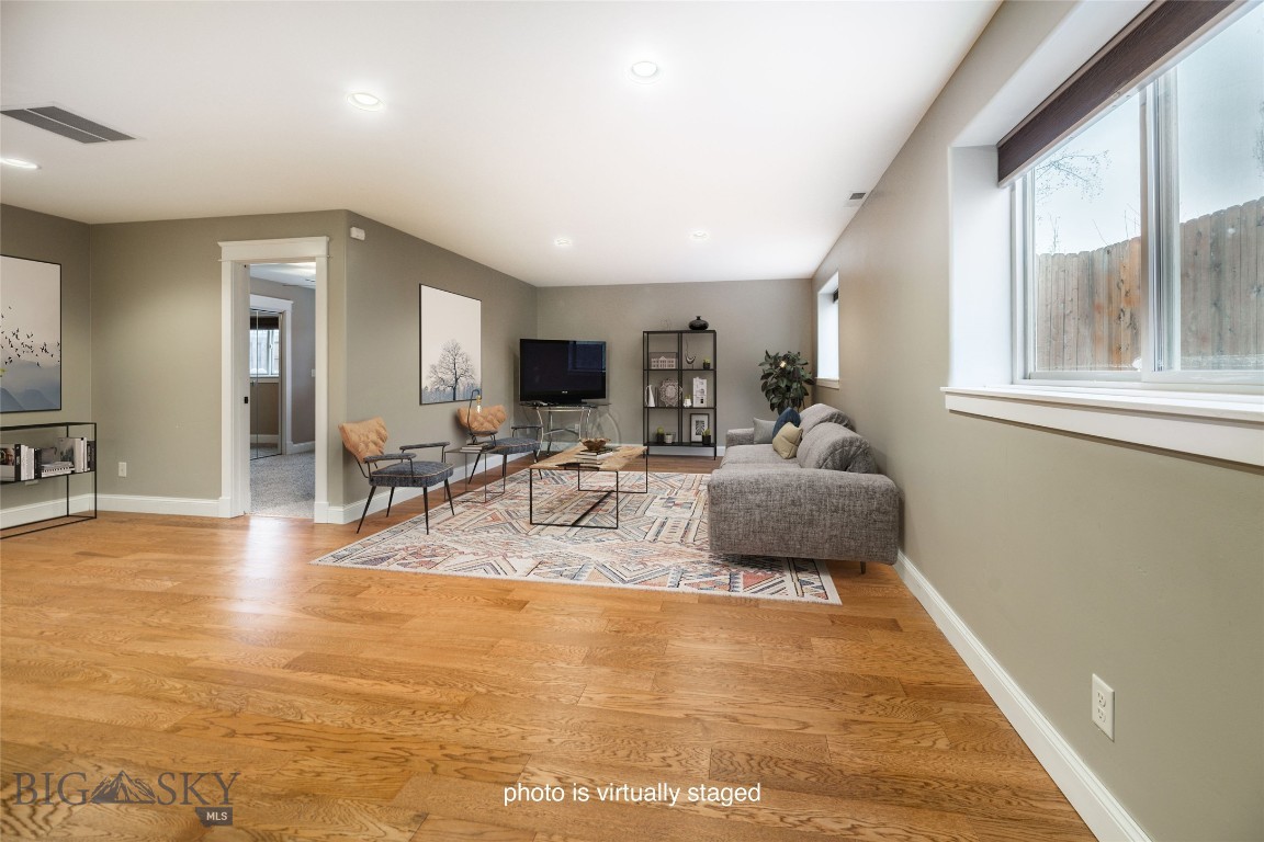 456 Cedar Wood Circle