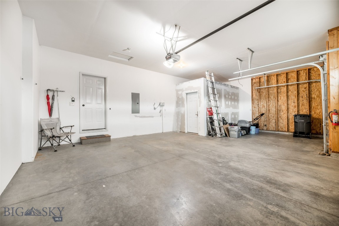 456 Cedar Wood Circle