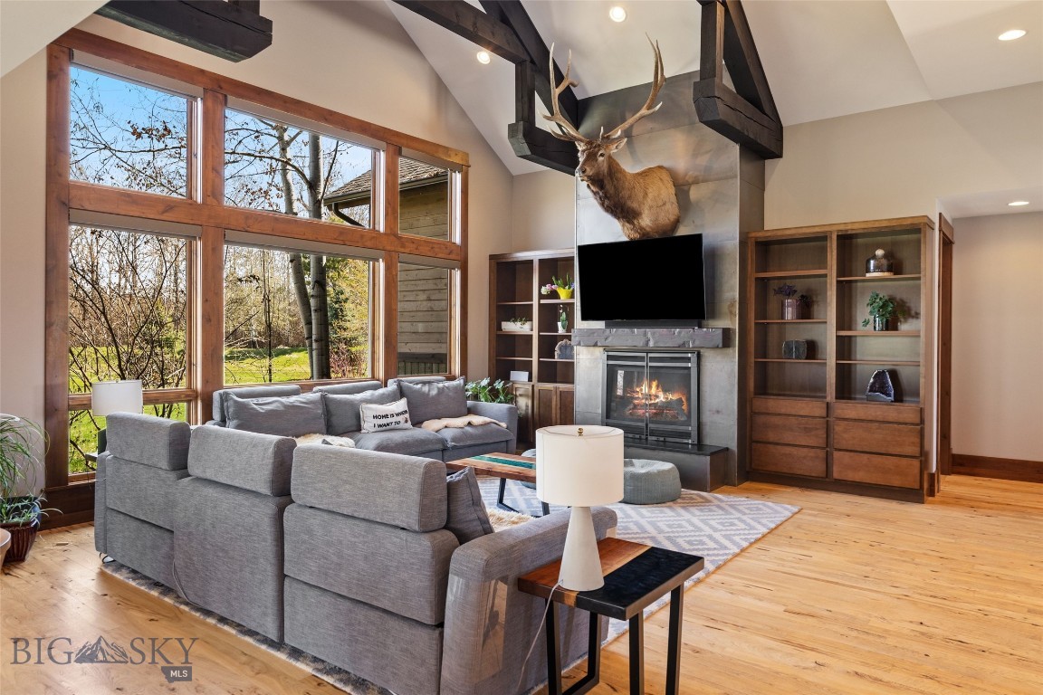 111 Pleasant View Drive