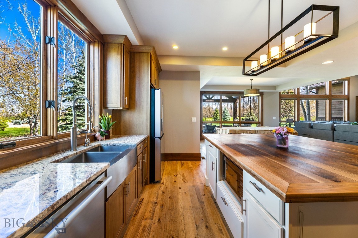 111 Pleasant View Drive