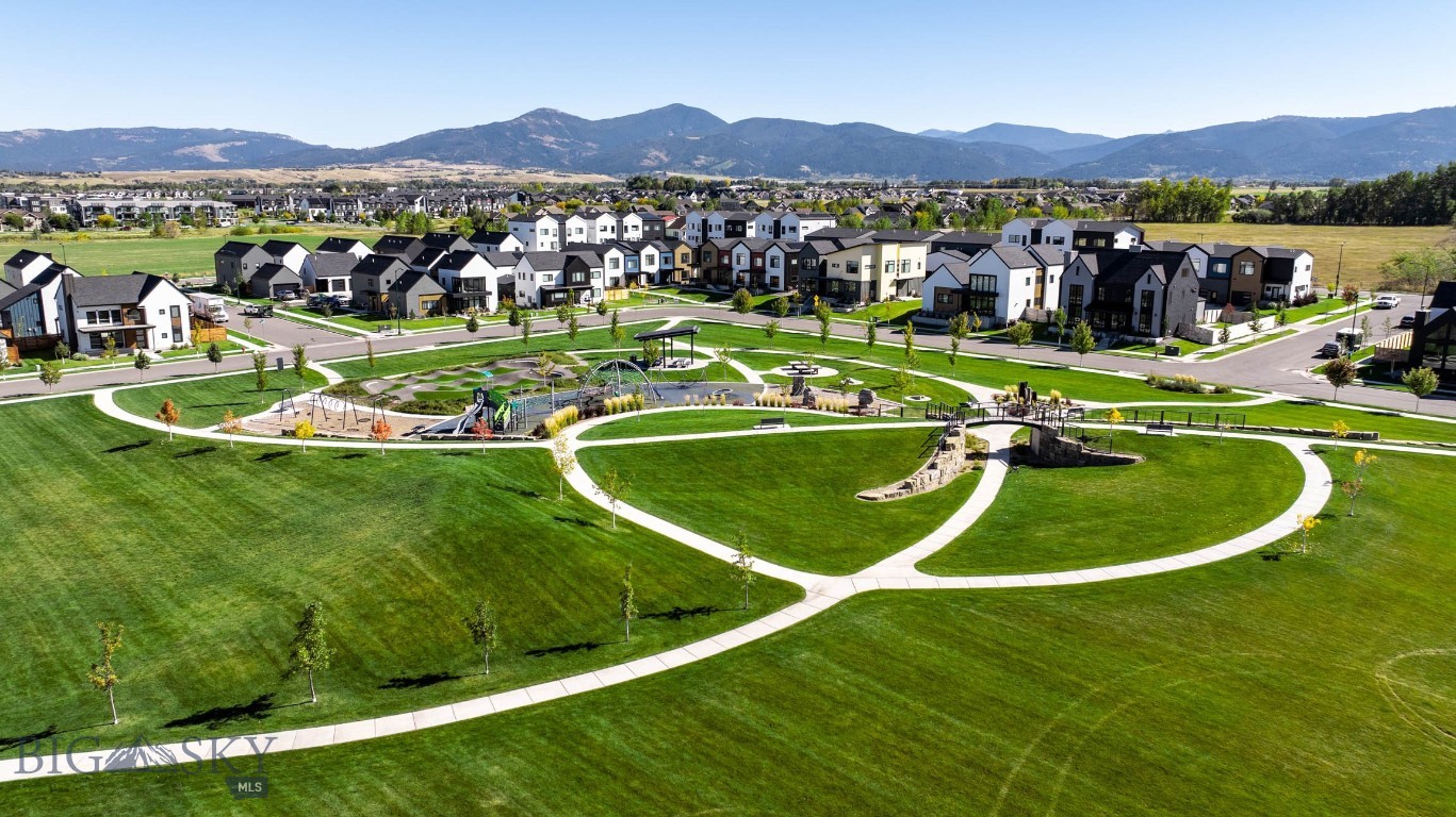 2949-2951 S 27th Avenue