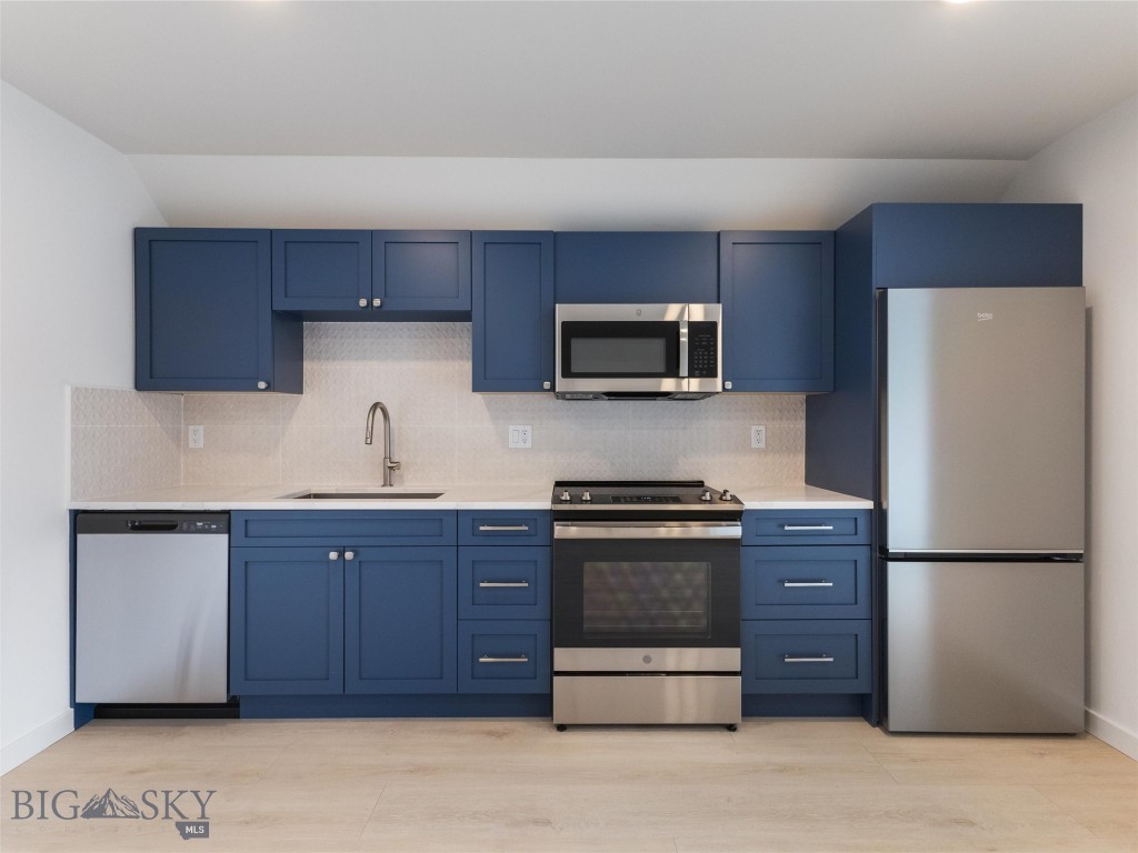 2949-2951 S 27th Avenue