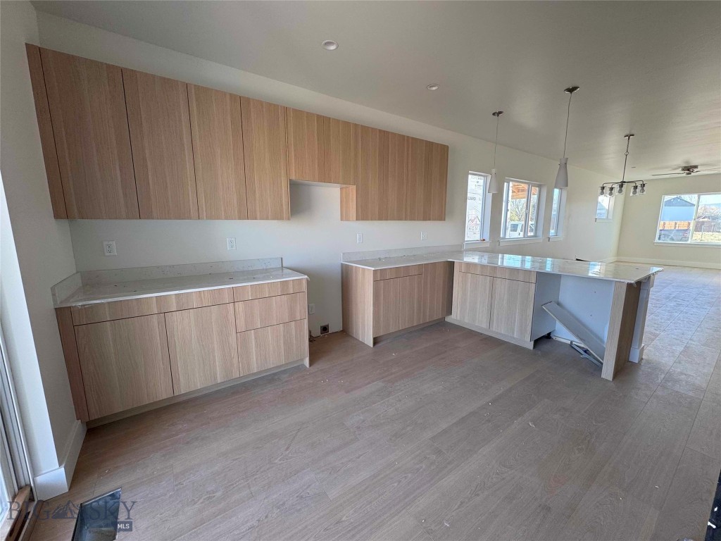 807 Spaniel Lane