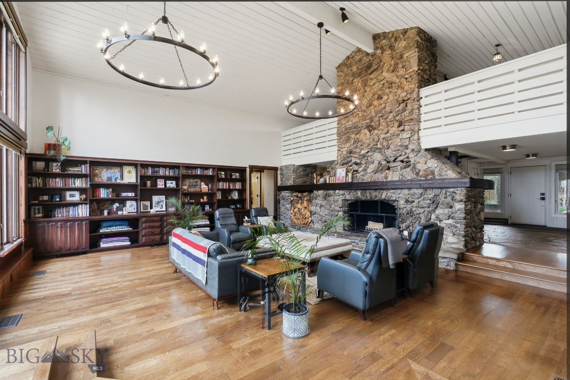 86 Arrowhead Trail
