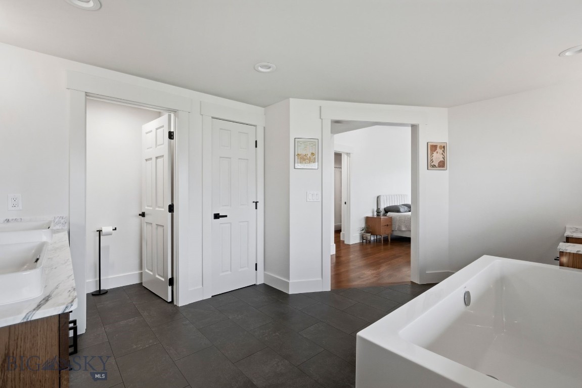86 Arrowhead Trail