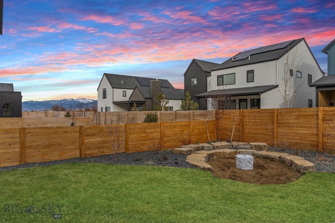 2816 S 30th Avenue