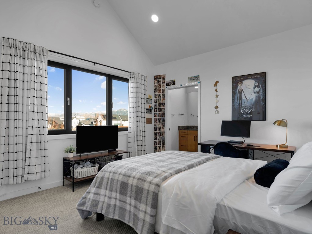 2842 Tierra Lane
