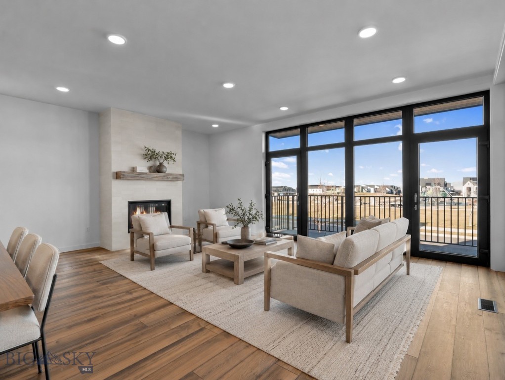 2842 Tierra Lane