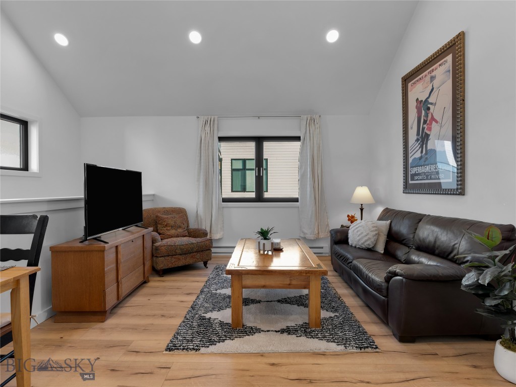 2842 Tierra Lane