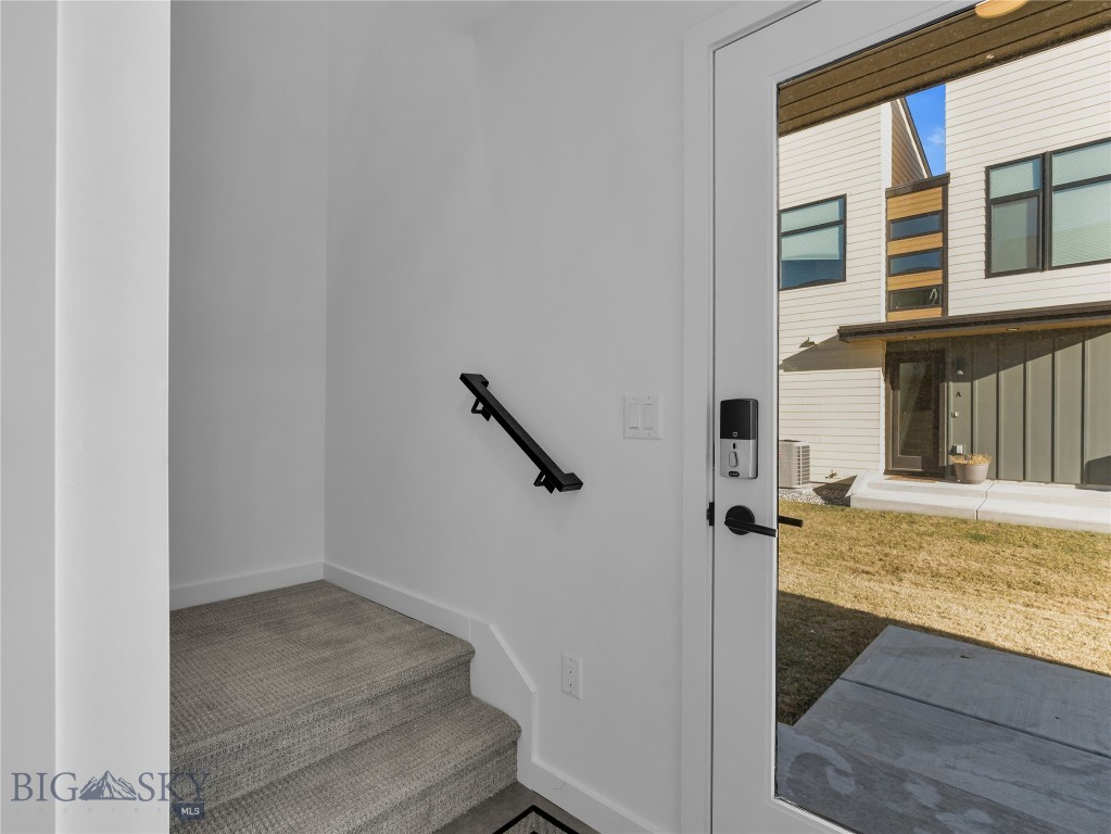 2842 Tierra Lane