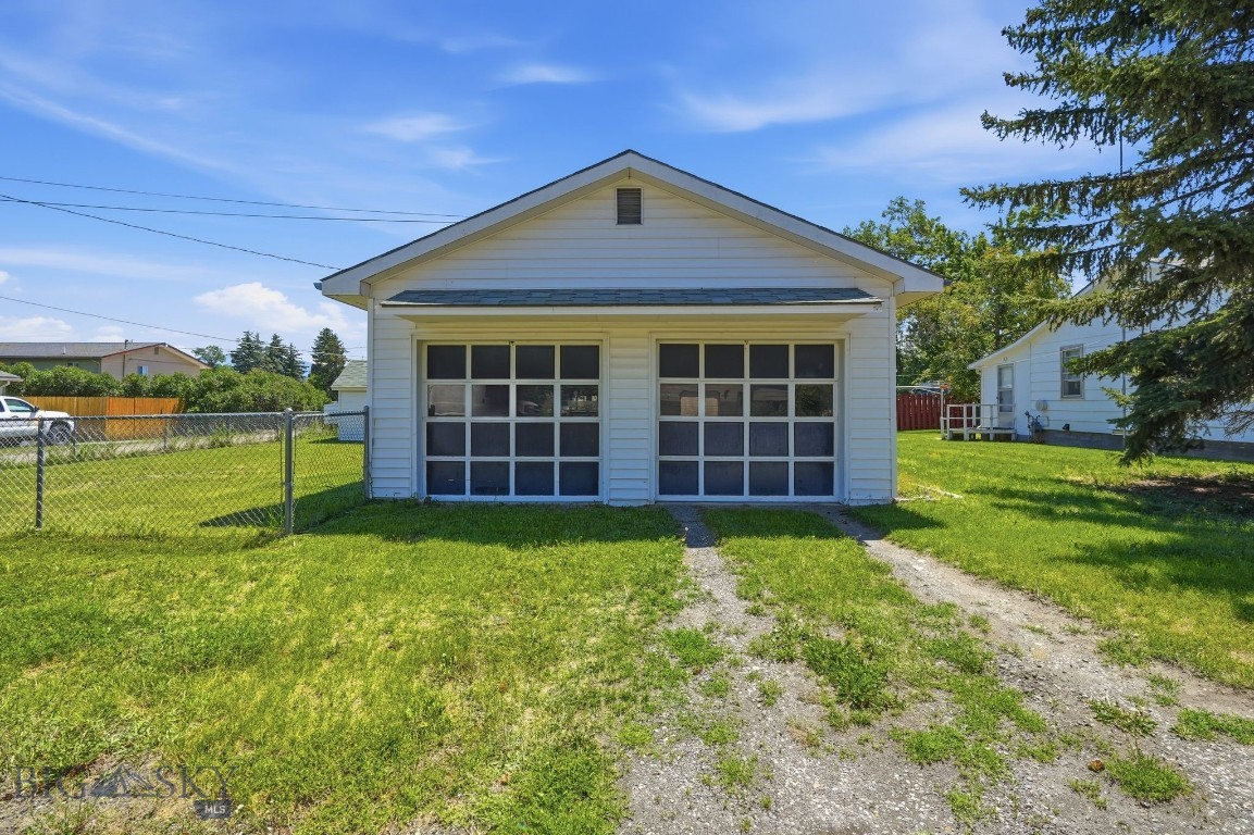 601 Silverbow Avenue