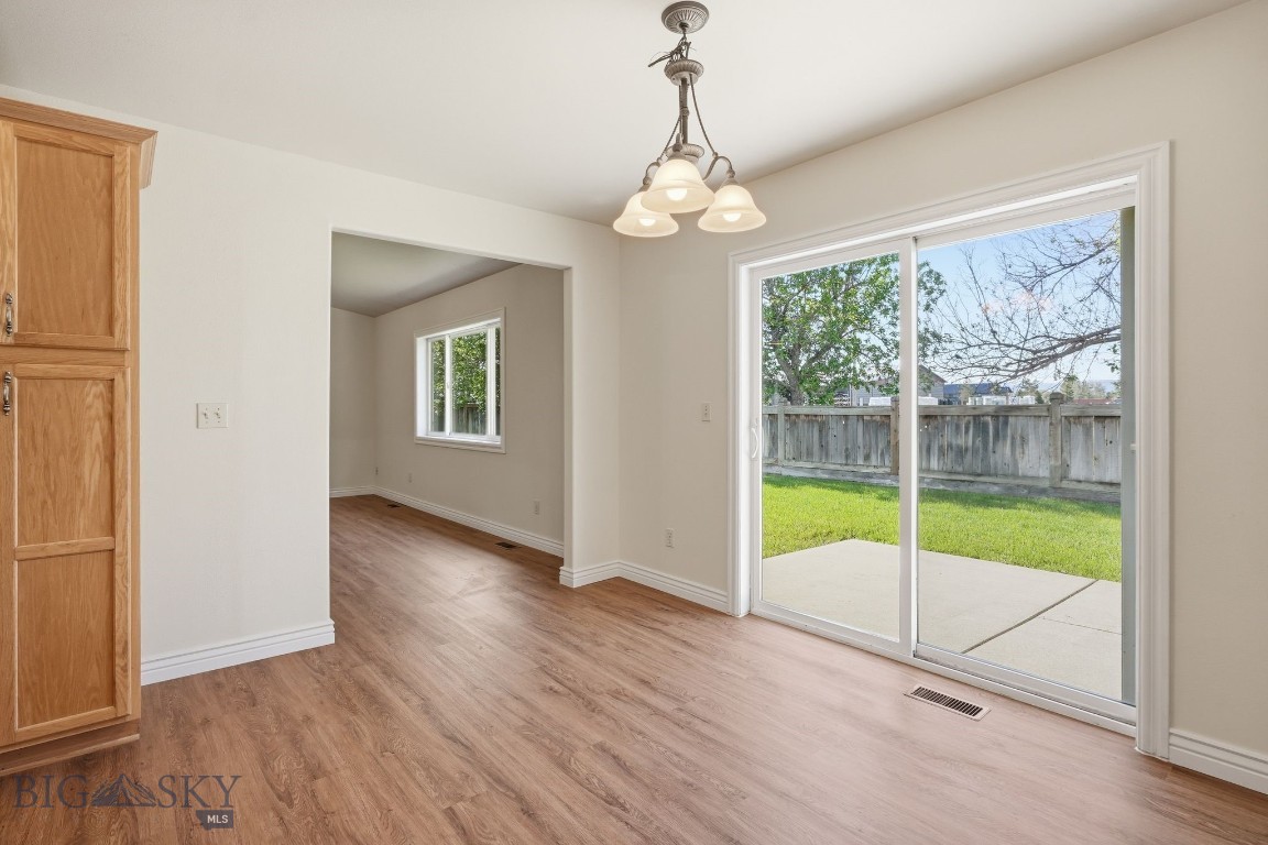 38 E River Rock Road