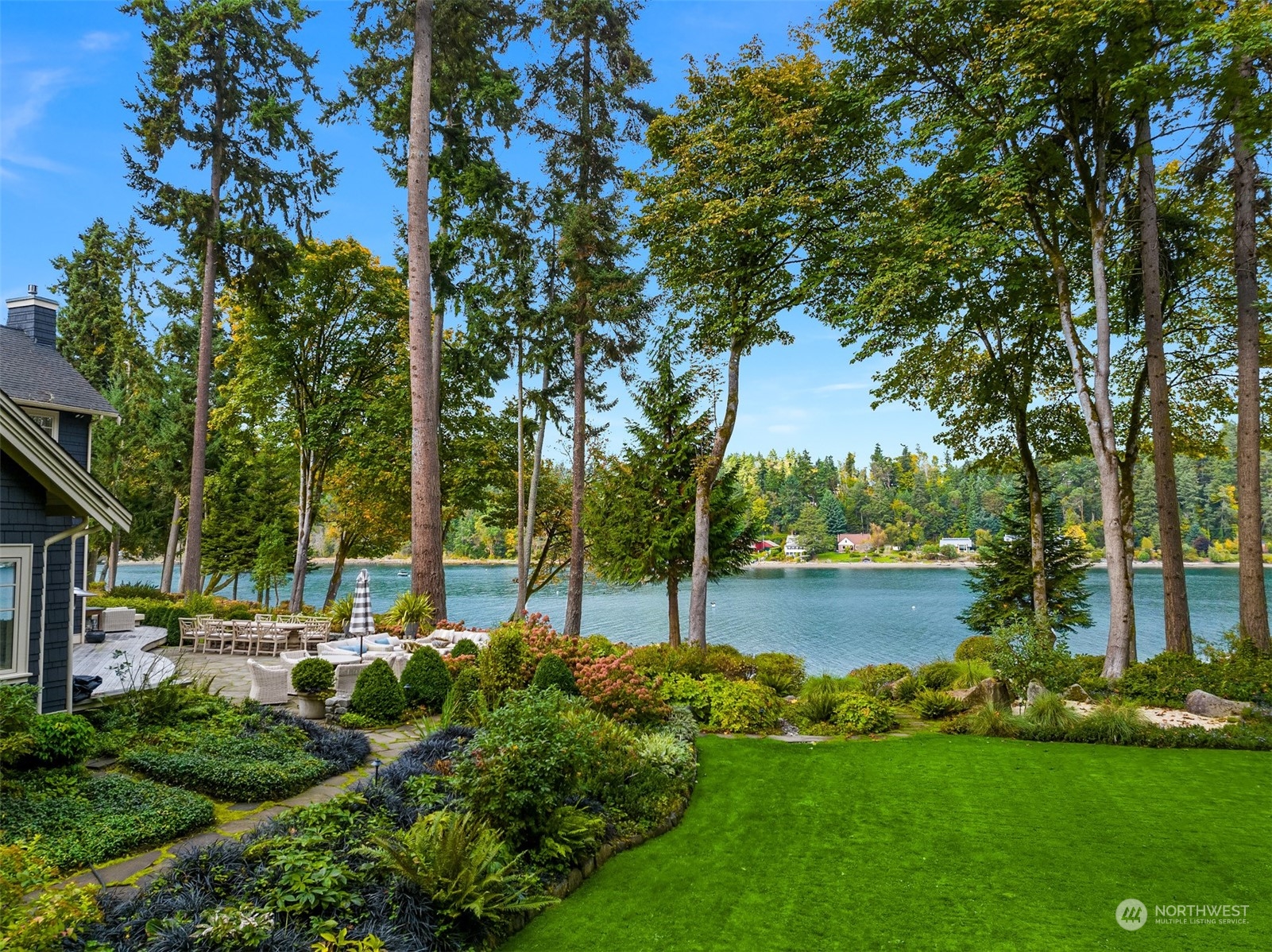 10512 NE Country Club Road