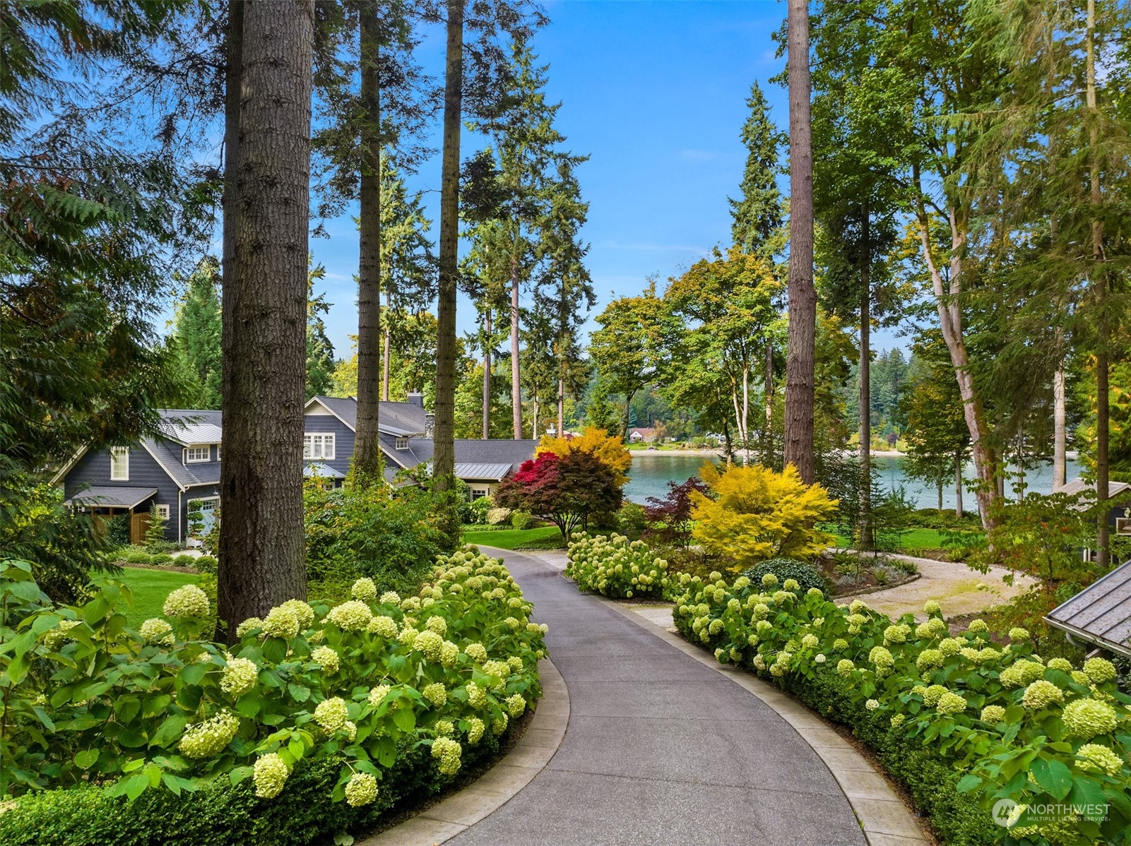 10512 NE Country Club Road