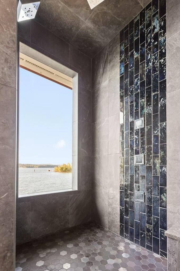 4415 Sailmaker Circle