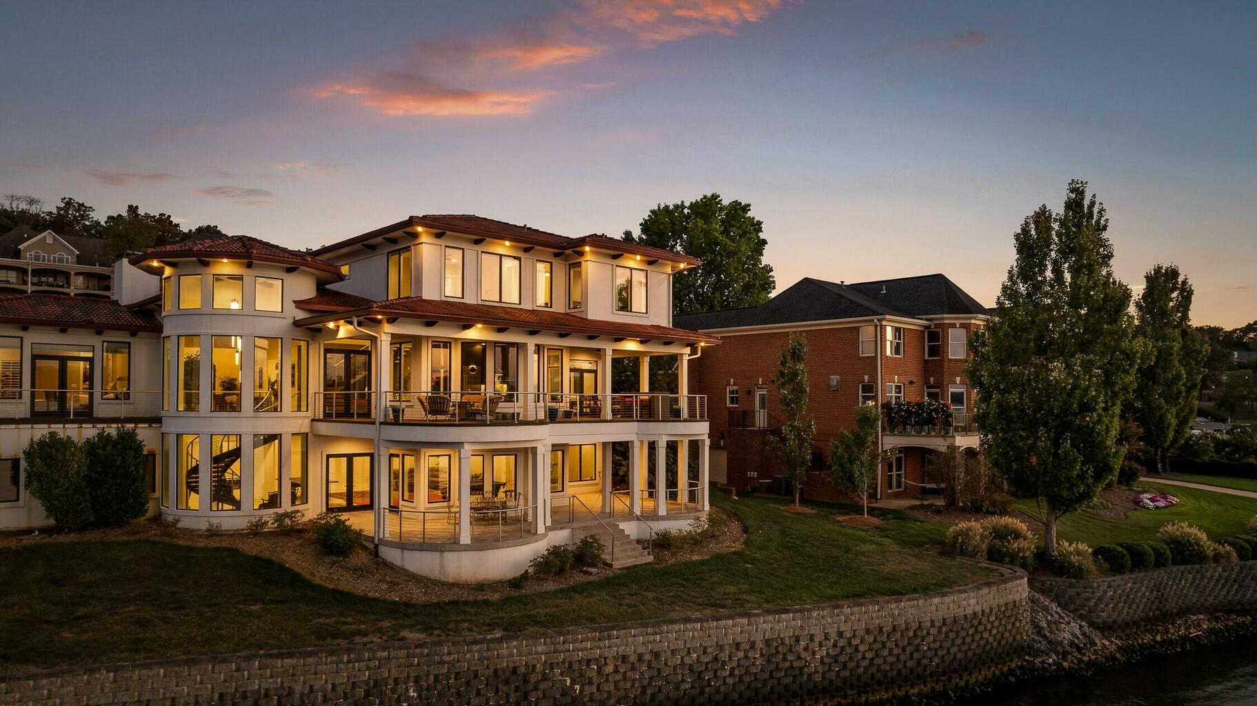 4415 Sailmaker Circle
