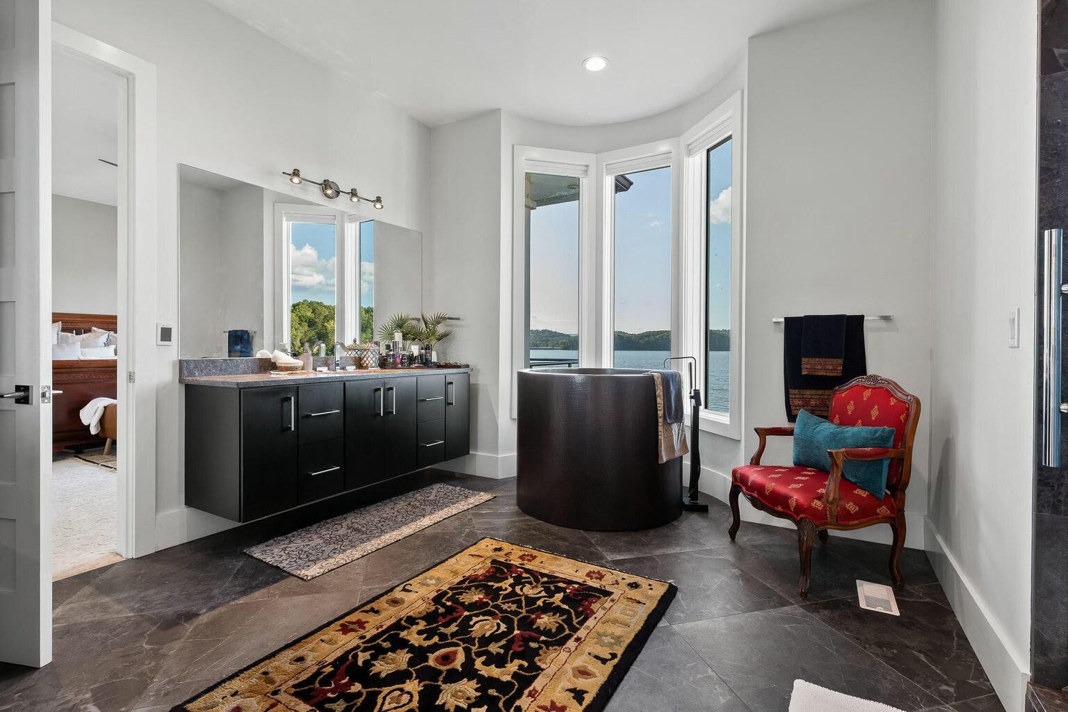 4415 Sailmaker Circle