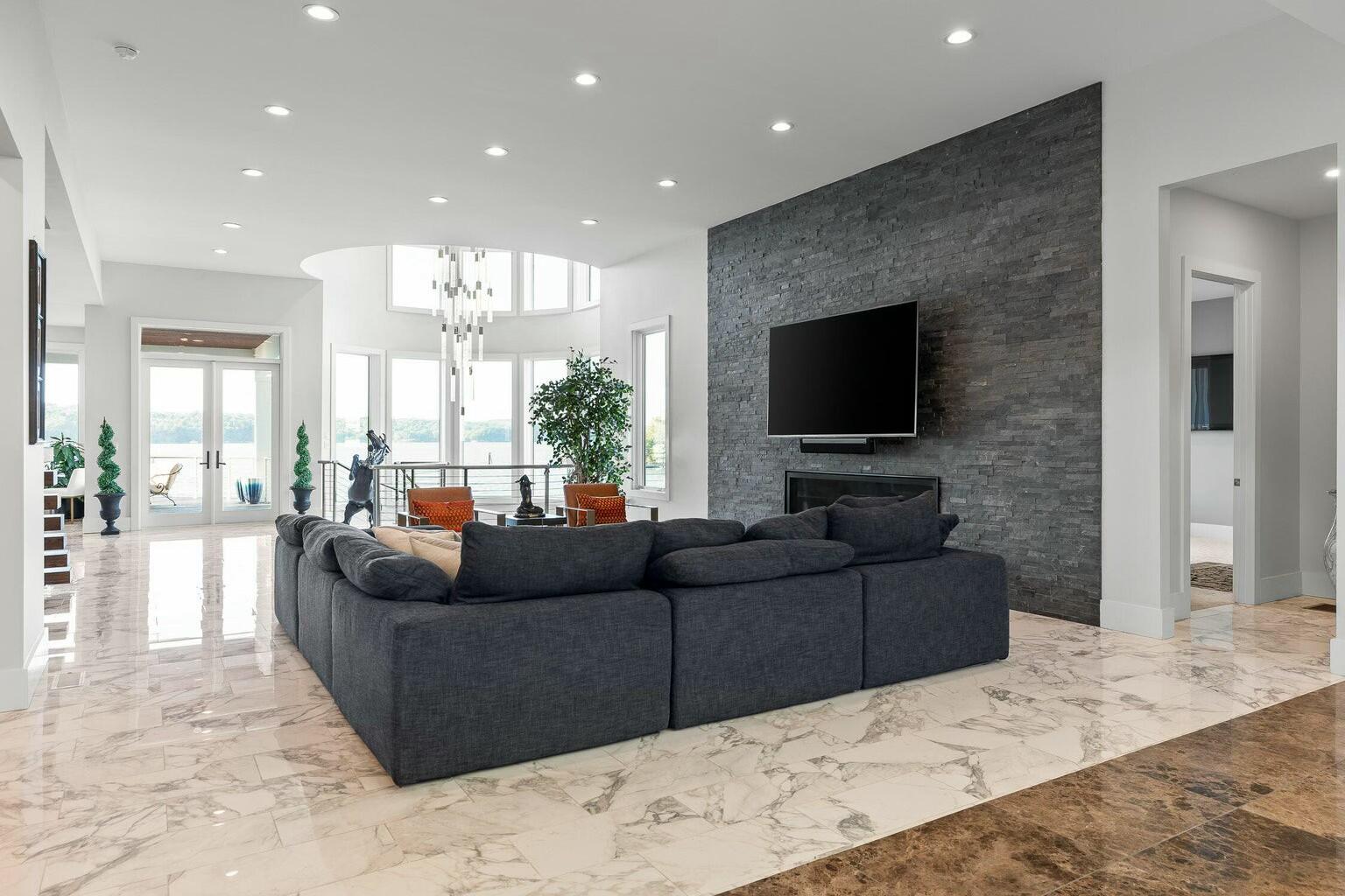 4415 Sailmaker Circle