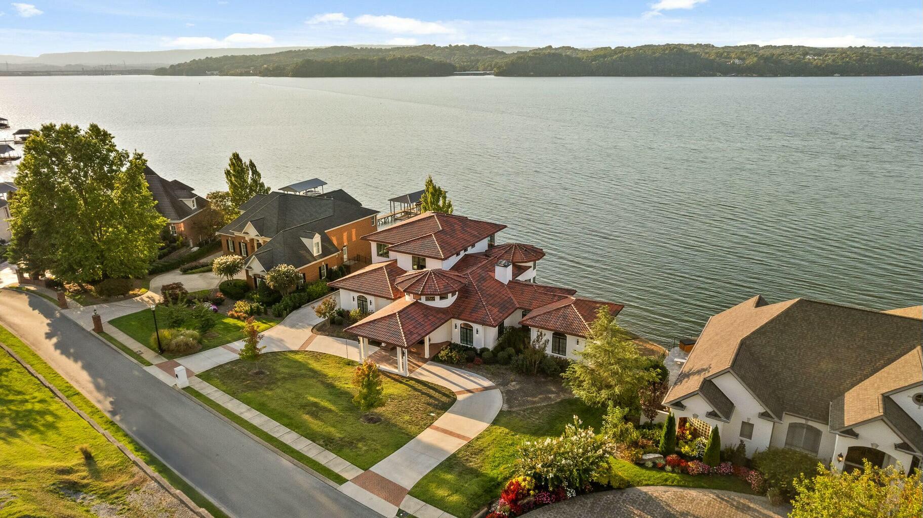 4415 Sailmaker Circle