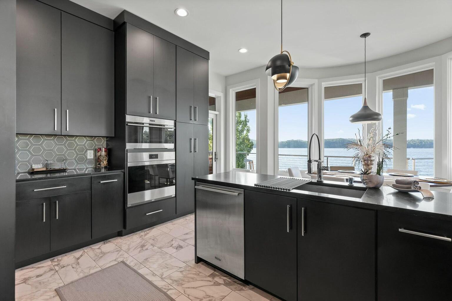 4415 Sailmaker Circle