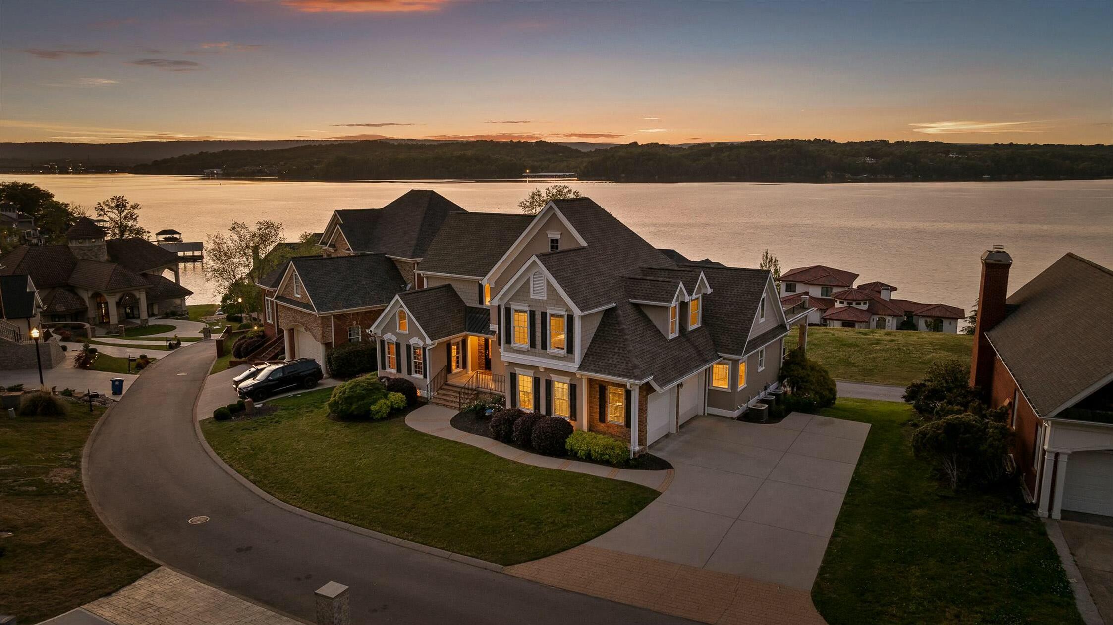 4490 Sailmaker Circle