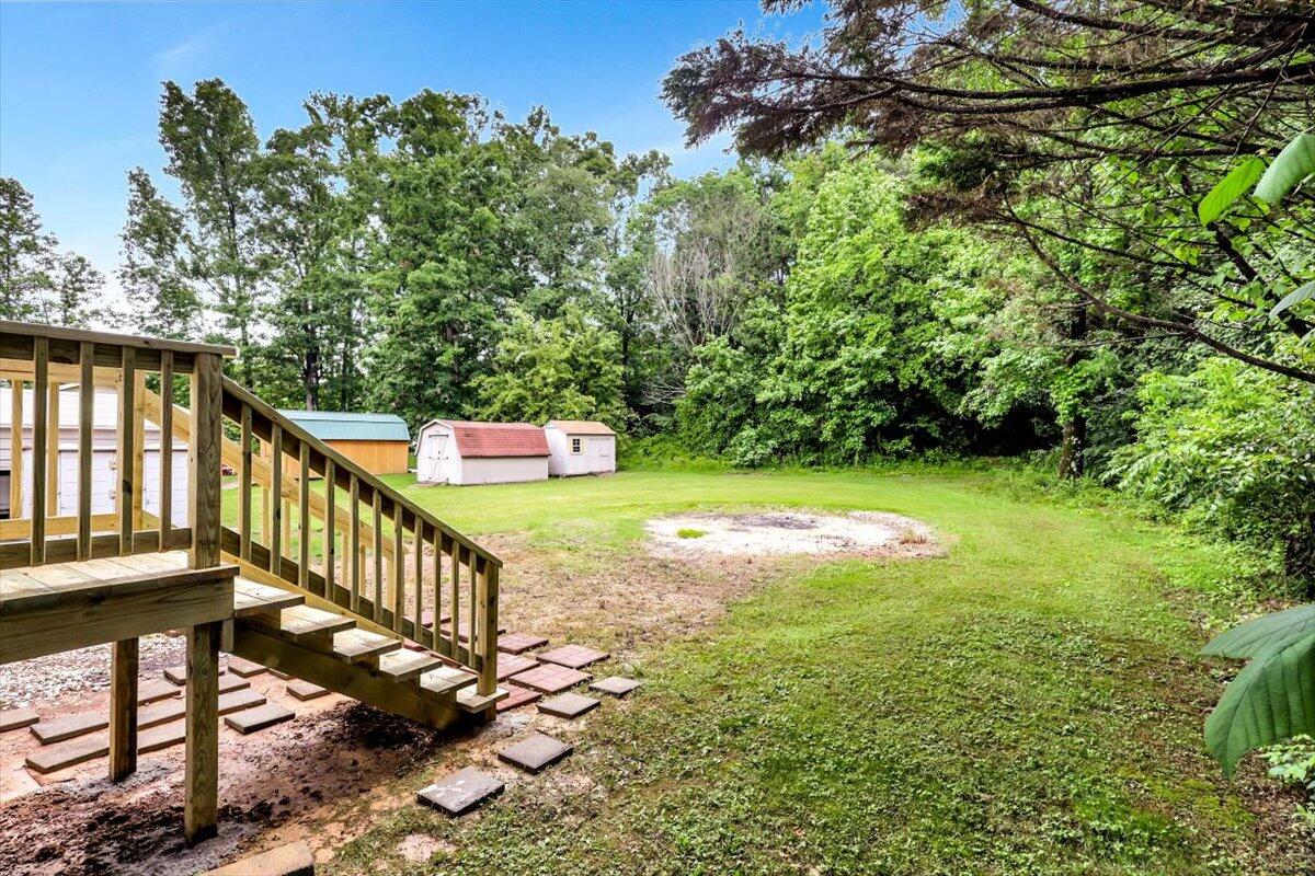 549 Davis Ridge Road