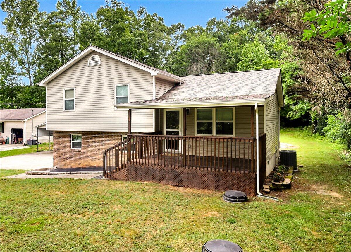549 Davis Ridge Road