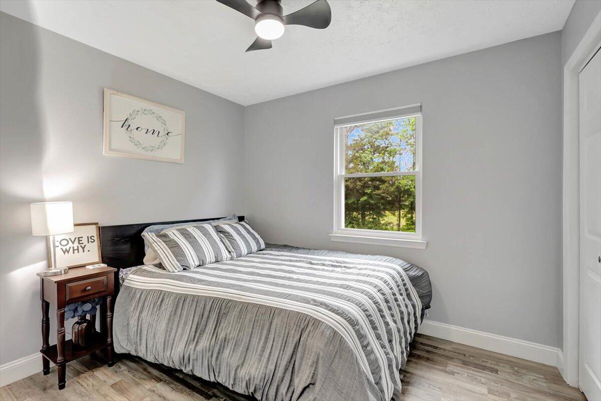 549 Davis Ridge Road