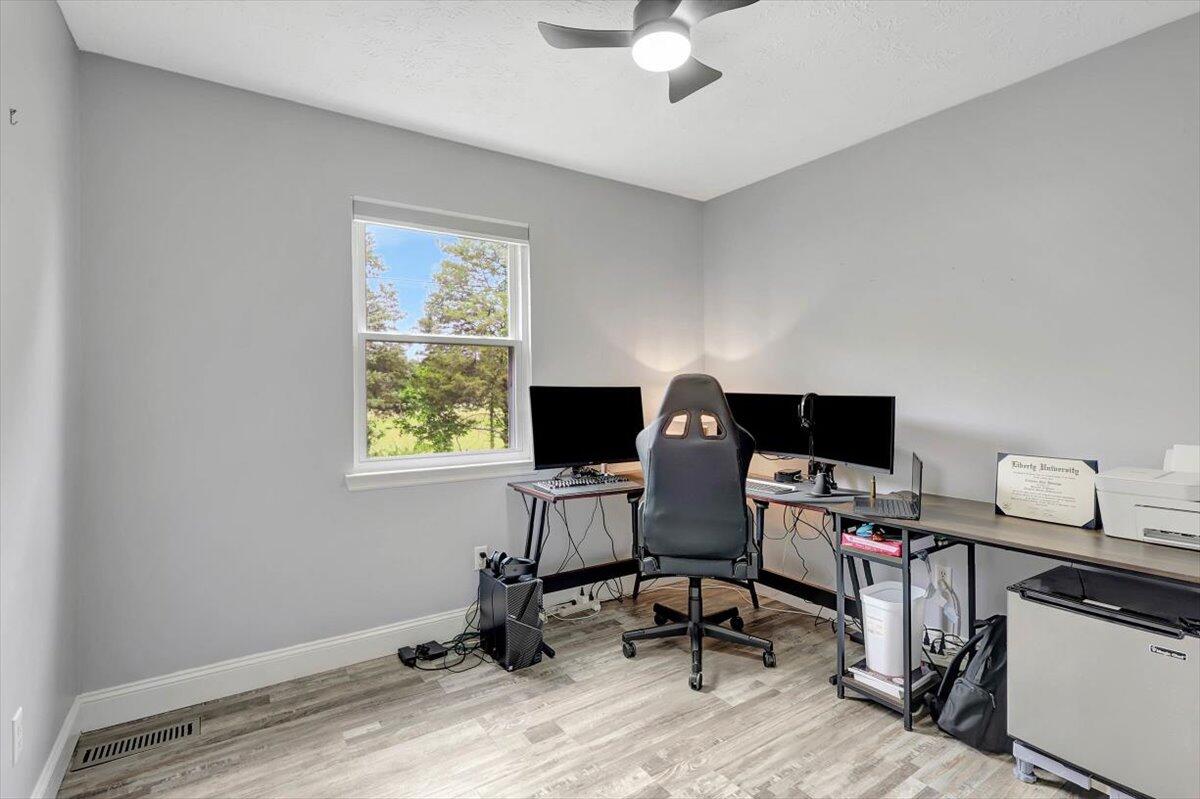 549 Davis Ridge Road
