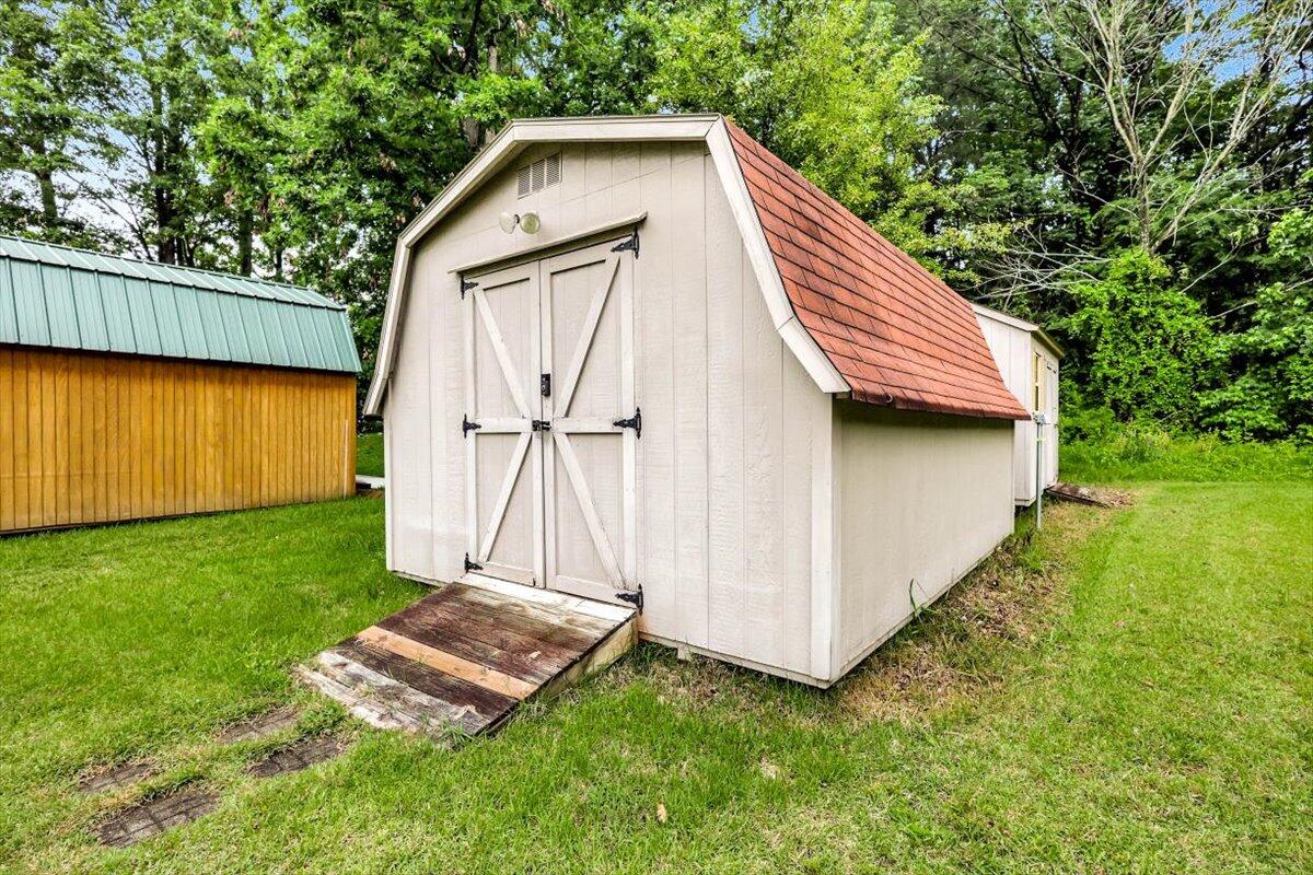 549 Davis Ridge Road
