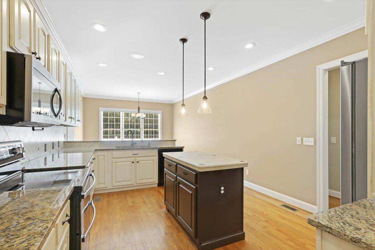 1684 Chippenham Drive