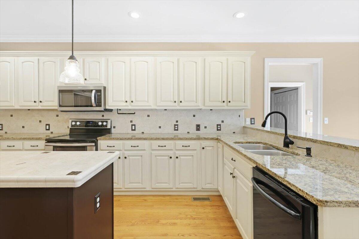 1684 Chippenham Drive