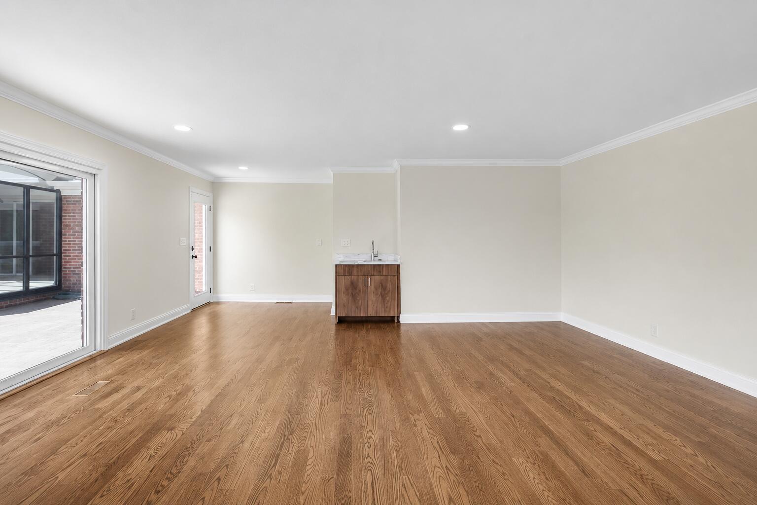 312 N Crest Road