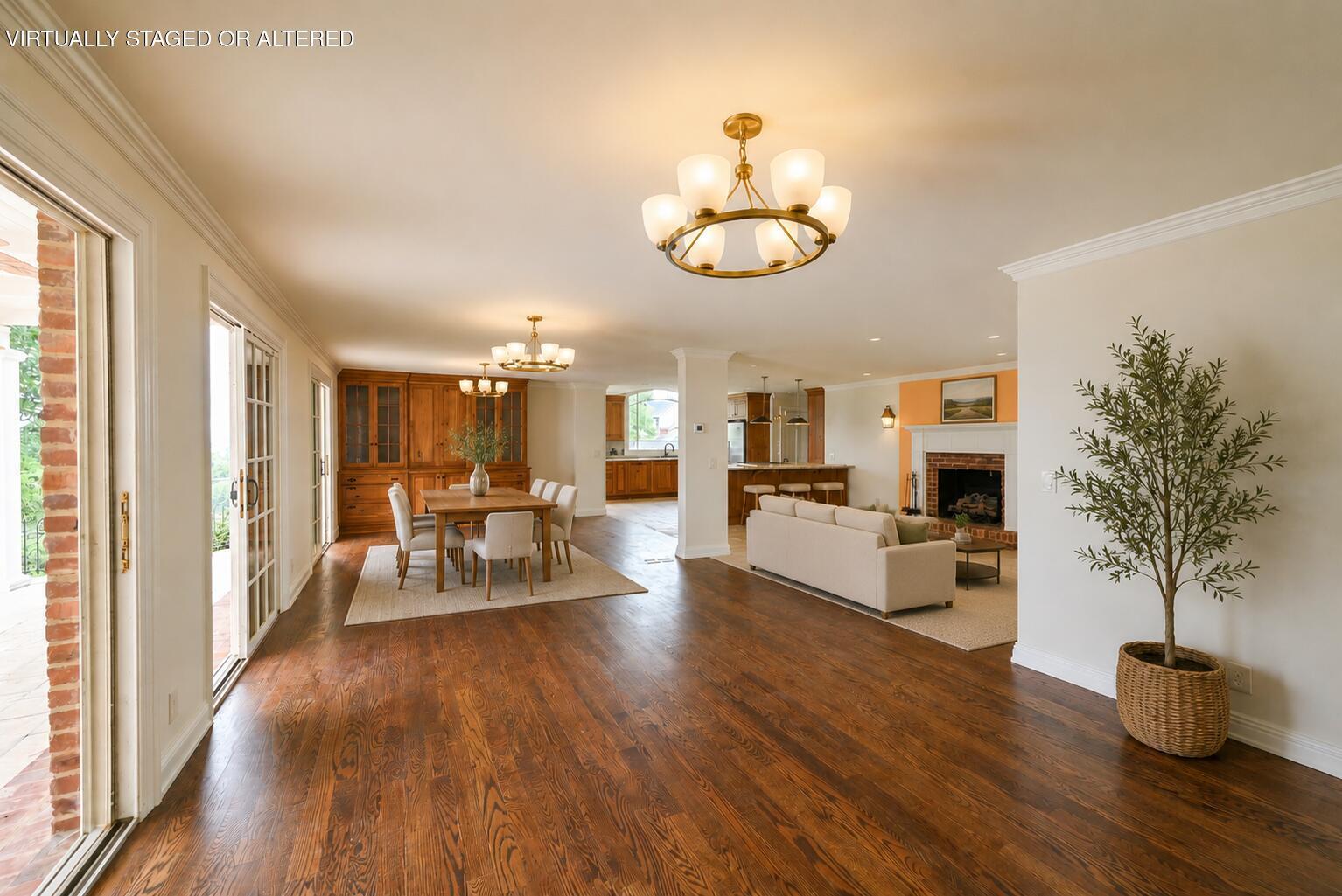 312 N Crest Road
