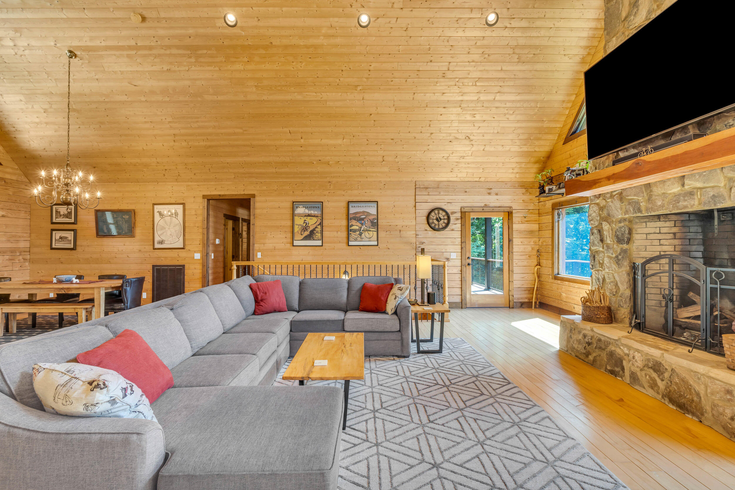 1108 Sunset Drive