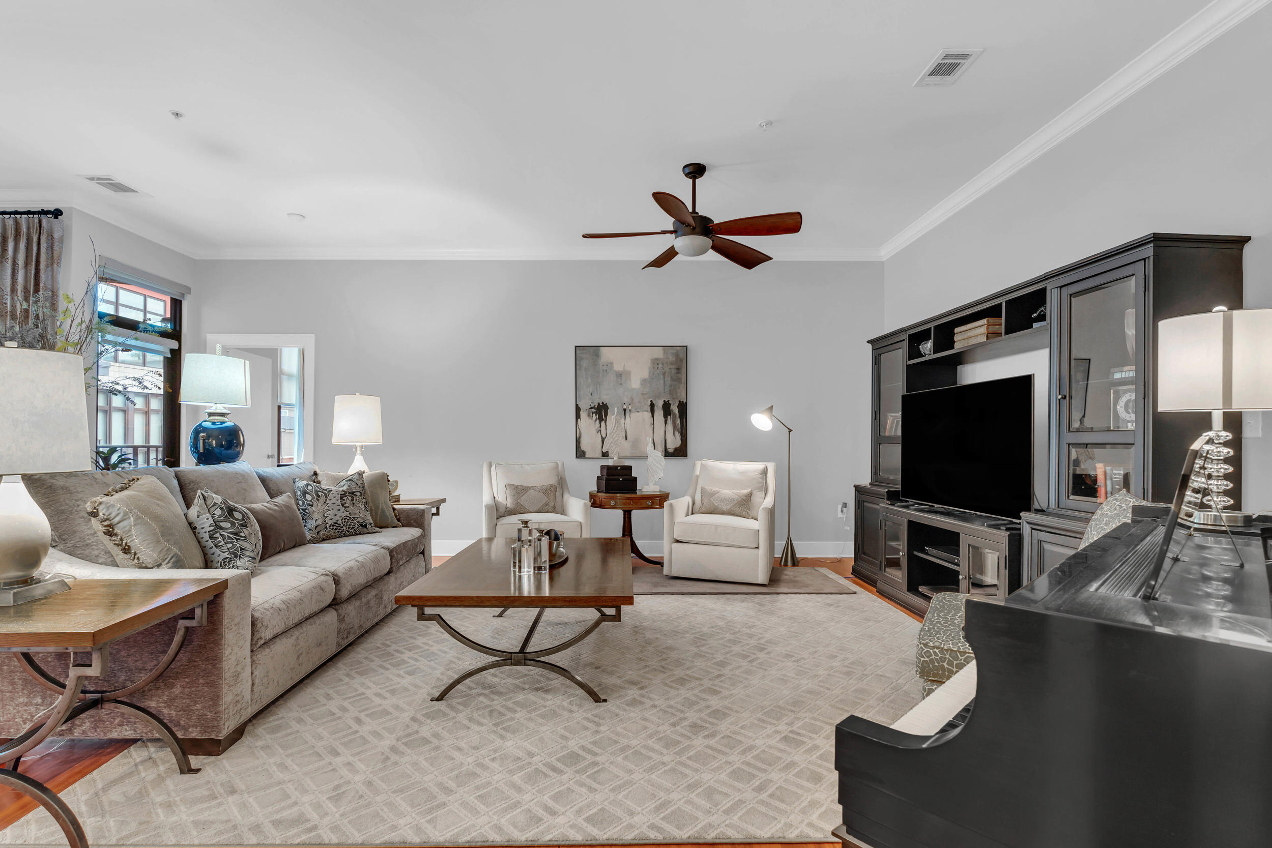 129 Walnut Street, 220